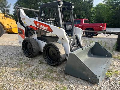 Bobcat S76 Skid Steer