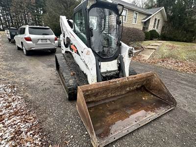 Bobcat T770 Compact Track Loader