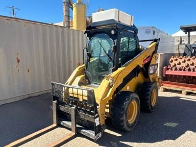 Caterpillar 262D Skid Steer