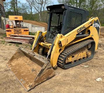 Gehl RT215 Skid Steer