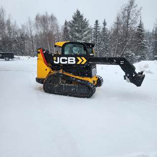 JCB 3TS-8T Skid Steer