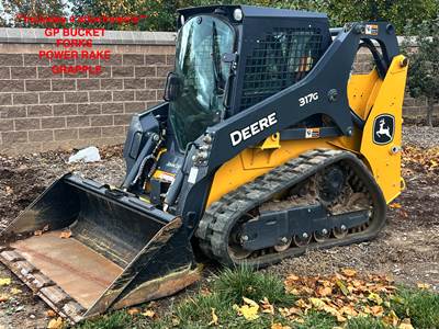 John Deere 317G Track Skid Steer