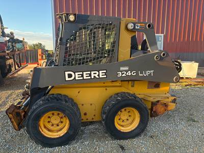 John Deere 324G Track Skid Steer