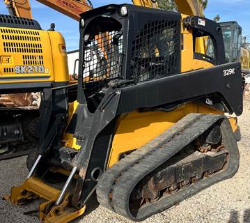 John Deere 329E Track Skid Steer