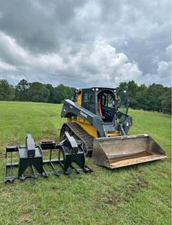 John Deere 331G Skid Steer