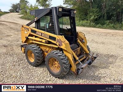 John Deere 7775 Track Skid Steer