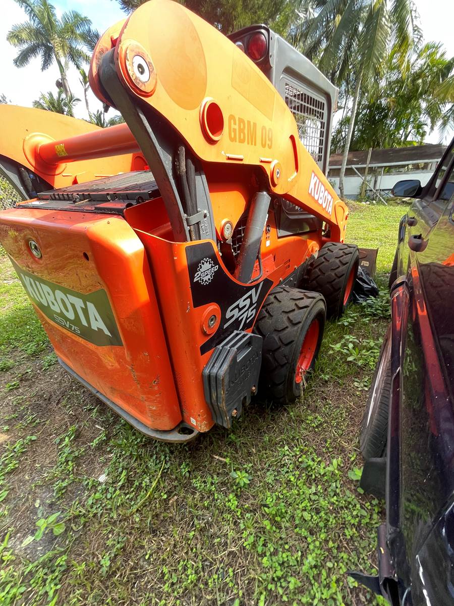 2016 Kubota Skid Steer For Sale, 4,800 Hours Southwest Ranches, FL