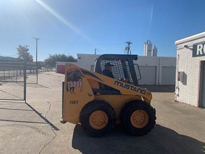 Mustang 1500R Skid Steer