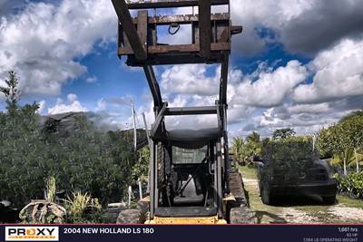 New Holland Skid Steer