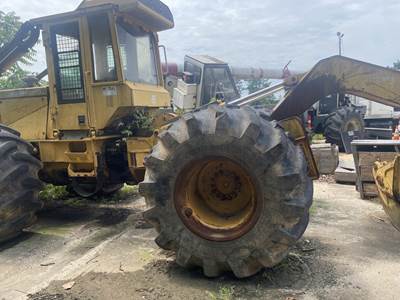 John Deere 648G Skidder