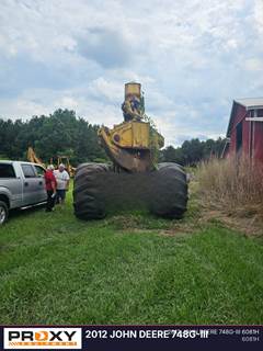 John Deere 748G III Skidder
