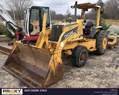 John Deere 210LE Skip Loader