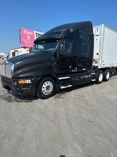 Kenworth T2000 Sleeper Semi Truck