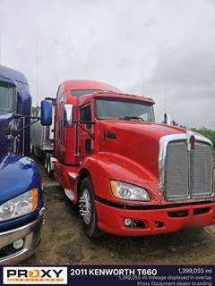 Kenworth T660 Sleeper Semi Truck