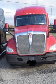 Kenworth T680 Sleeper Semi Truck