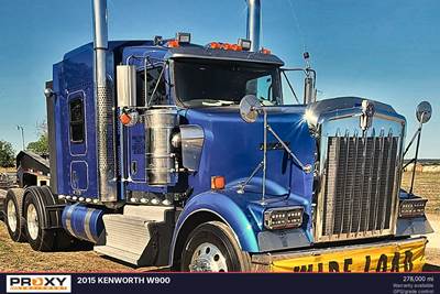 Kenworth W900 Sleeper Semi Truck