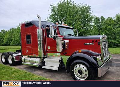 Kenworth W900L Sleeper Semi Truck