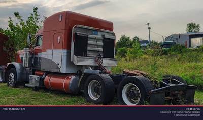 Peterbilt 379 Sleeper Semi Truck
