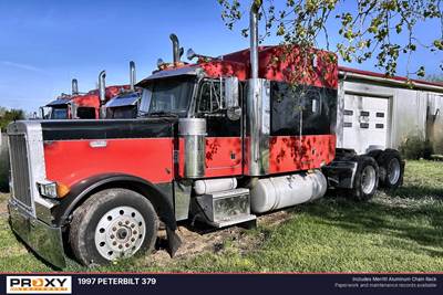 Peterbilt 379 Sleeper Semi Truck