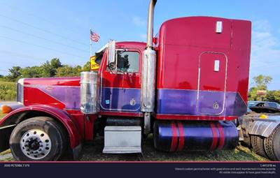 Peterbilt 379 Sleeper Semi Truck