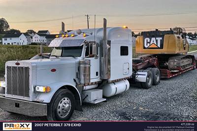 Peterbilt 379EXHD Sleeper Semi Truck