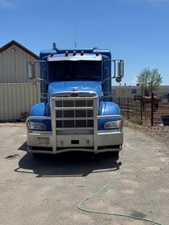 Peterbilt 386 Sleeper Semi Truck