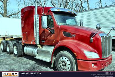 Peterbilt 579 Sleeper Semi Truck