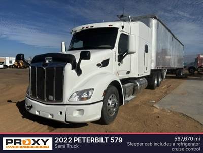 Peterbilt 579 Sleeper Semi Truck
