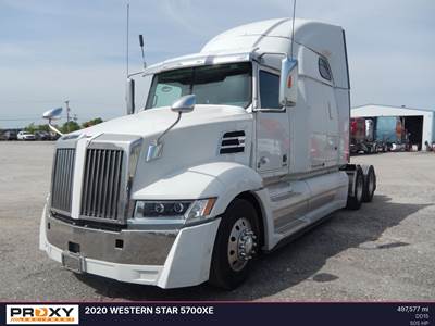 Western Star 5700XE Sleeper Semi Truck