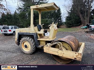 BOMAG BW142 Smooth Drum Roller Compactor