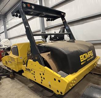 BOMAG Smooth Drum Roller Compactor