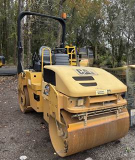 Caterpillar CB34 Smooth Drum Roller Compactor