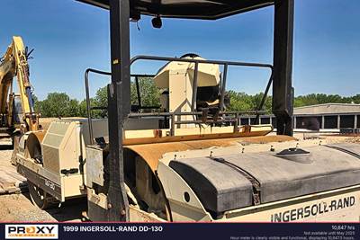 Ingersoll-Rand DD-130 Smooth Drum Roller Compactor