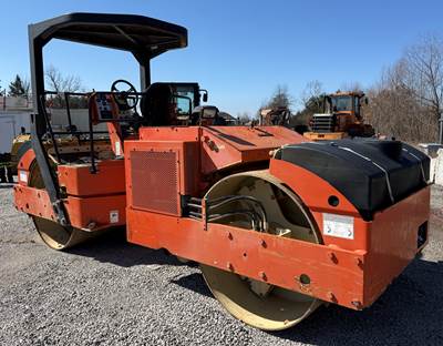 Ingersoll-Rand DD-90HF Smooth Drum Roller Compactor