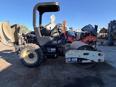 Ingersoll-Rand SD45D Smooth Drum Roller Compactor