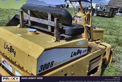 LeeBoy 300B Smooth Drum Roller Compactor