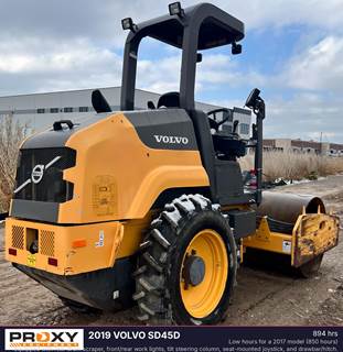 Volvo SD45B Smooth Drum Roller Compactor