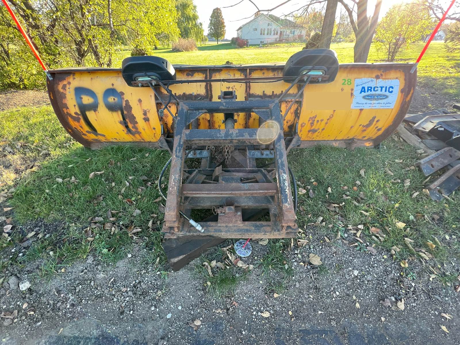 2012 Arctic Snow Plow For Sale Prairieville, LA MLW0rLcx884795