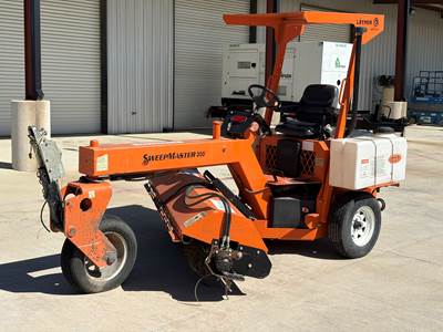 Lay-Mor SM300 Sweeper