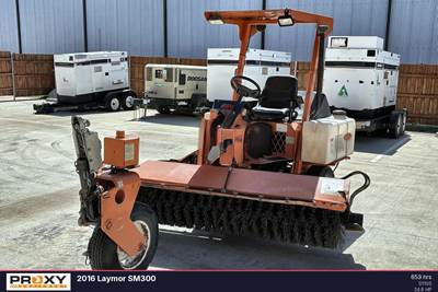 Lay-Mor SM300 Sweeper