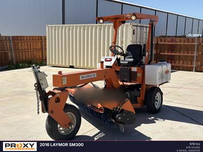 Lay-Mor SM300 Sweeper