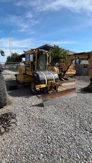 Superior Broom DT80J Sweeper