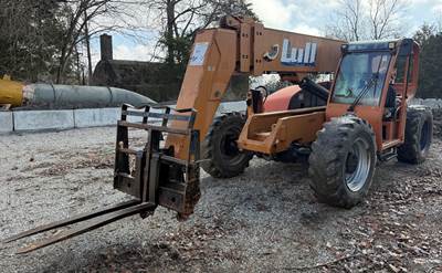 Lull 944E-42 Telehandler