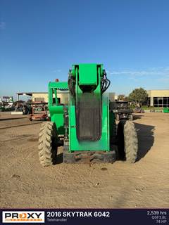 SkyTrak 6042 Telehandler