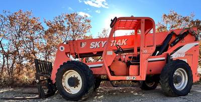 SkyTrak 8042 Telehandler
