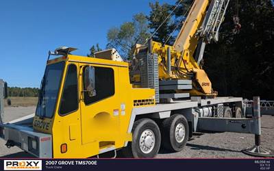 Grove TMS700E Telescopic Boom Truck Crane