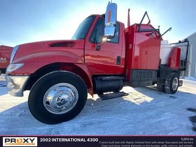 International 4300 Tractor