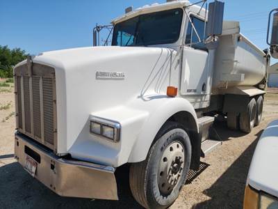 Kenworth T800 Transfer Truck