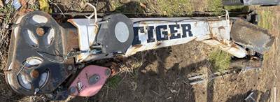 Tiger Cranes Truck-Mounted Boom / Crane