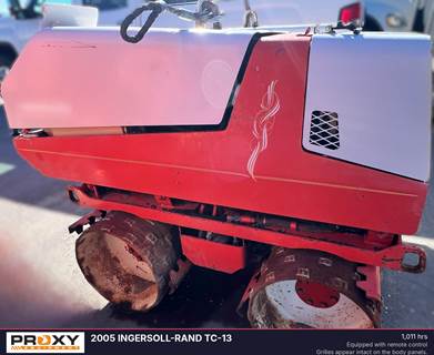 Ingersoll-Rand TC-13 Walk / Tow Behind Compactor